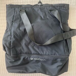 NWOT Beyond Yoga Workout Bag